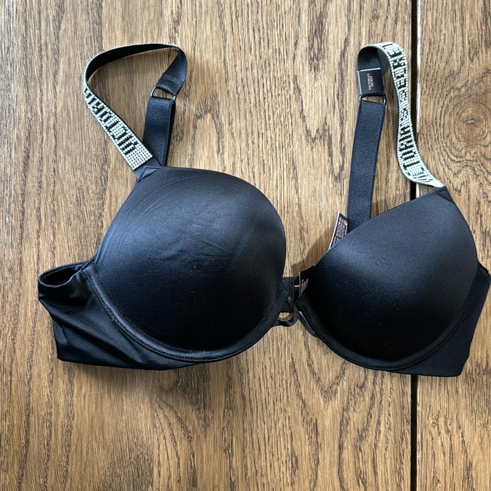 NWT Victoria Secret 36B bombshell plunge push-up bra